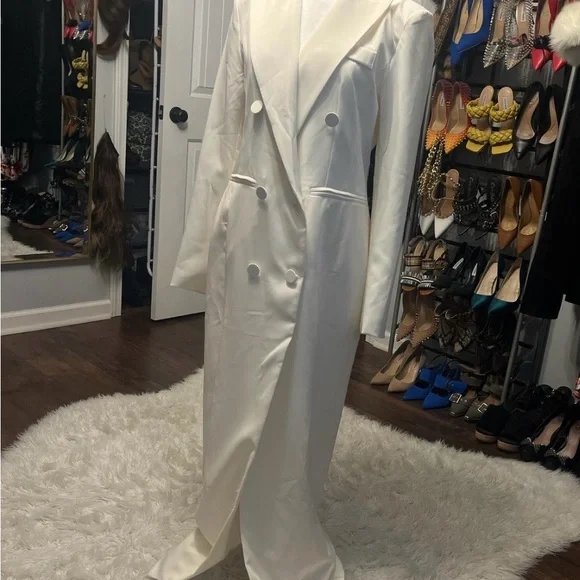 StyleWe long fitted white blazer - Picture 2 of 4